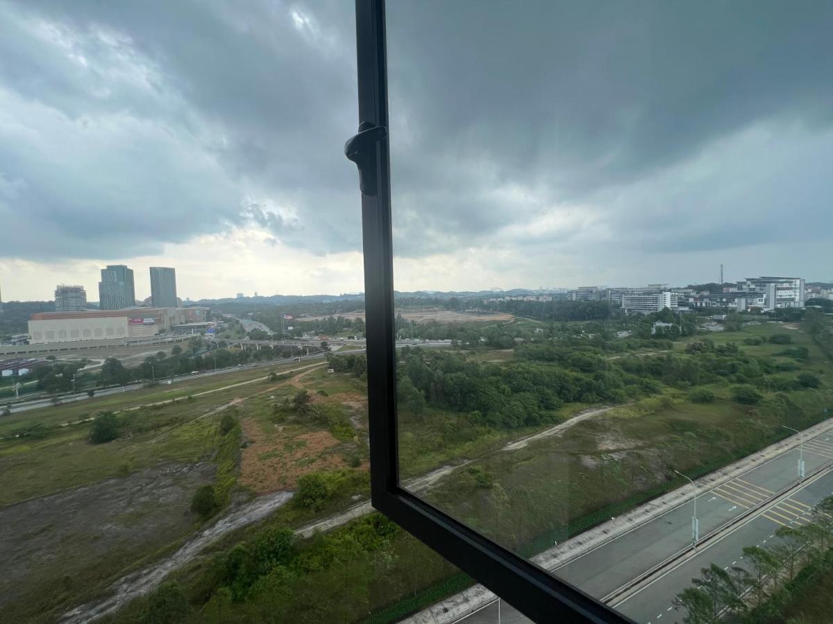 Mucihome Clio 3R2B, Putrajaya Condo Near To Ioi City Mall, Alamanda, Hospital Serdang, Wetland Studio Kru Dll- Non Smoking Home For Malaysian Only Екстериор снимка